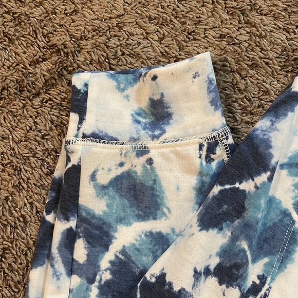 Old navy joggers size small - Picture 2 of 4